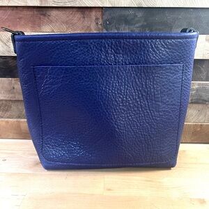 Go Forth Goods Violet mini Avery crossbody, like new.